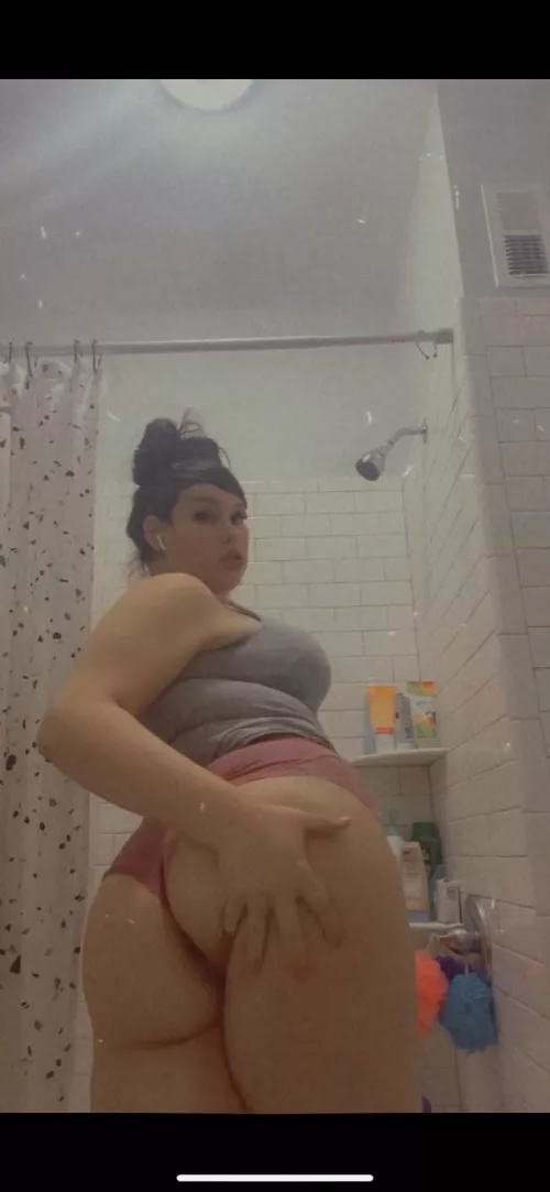 What you reaching for ?š