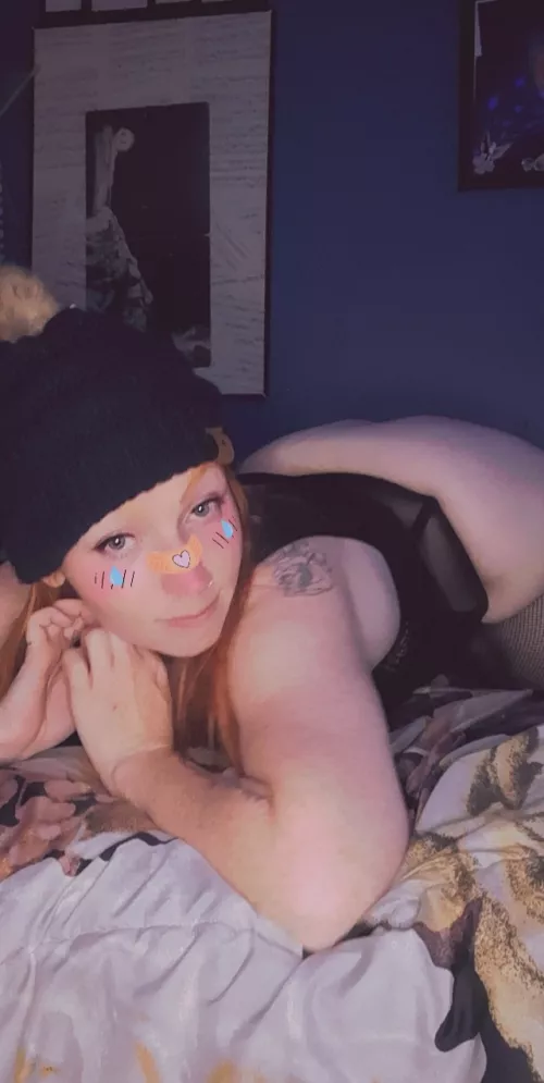 What you think of my butt from this position? 😜😏❤