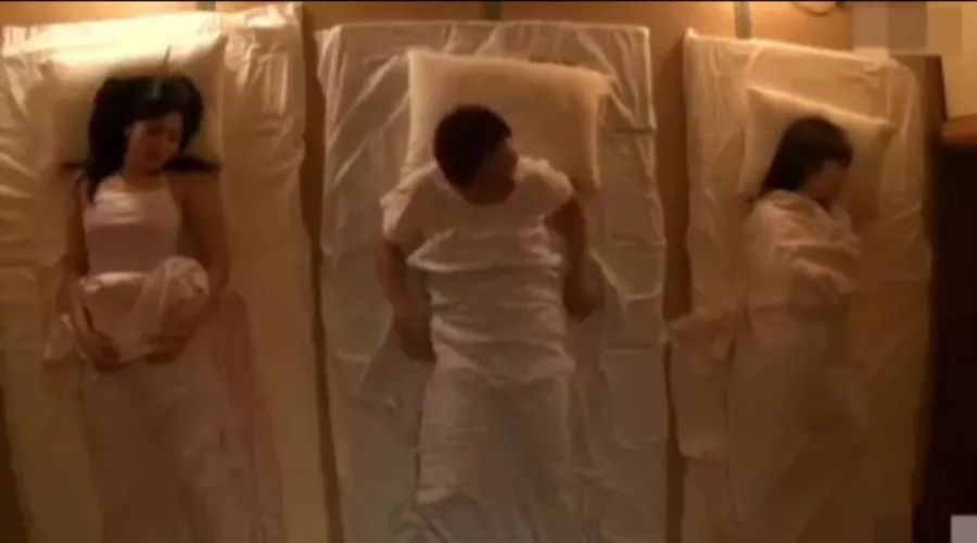 What's the code guys? Sorry it's blurry it's all I can get 😥