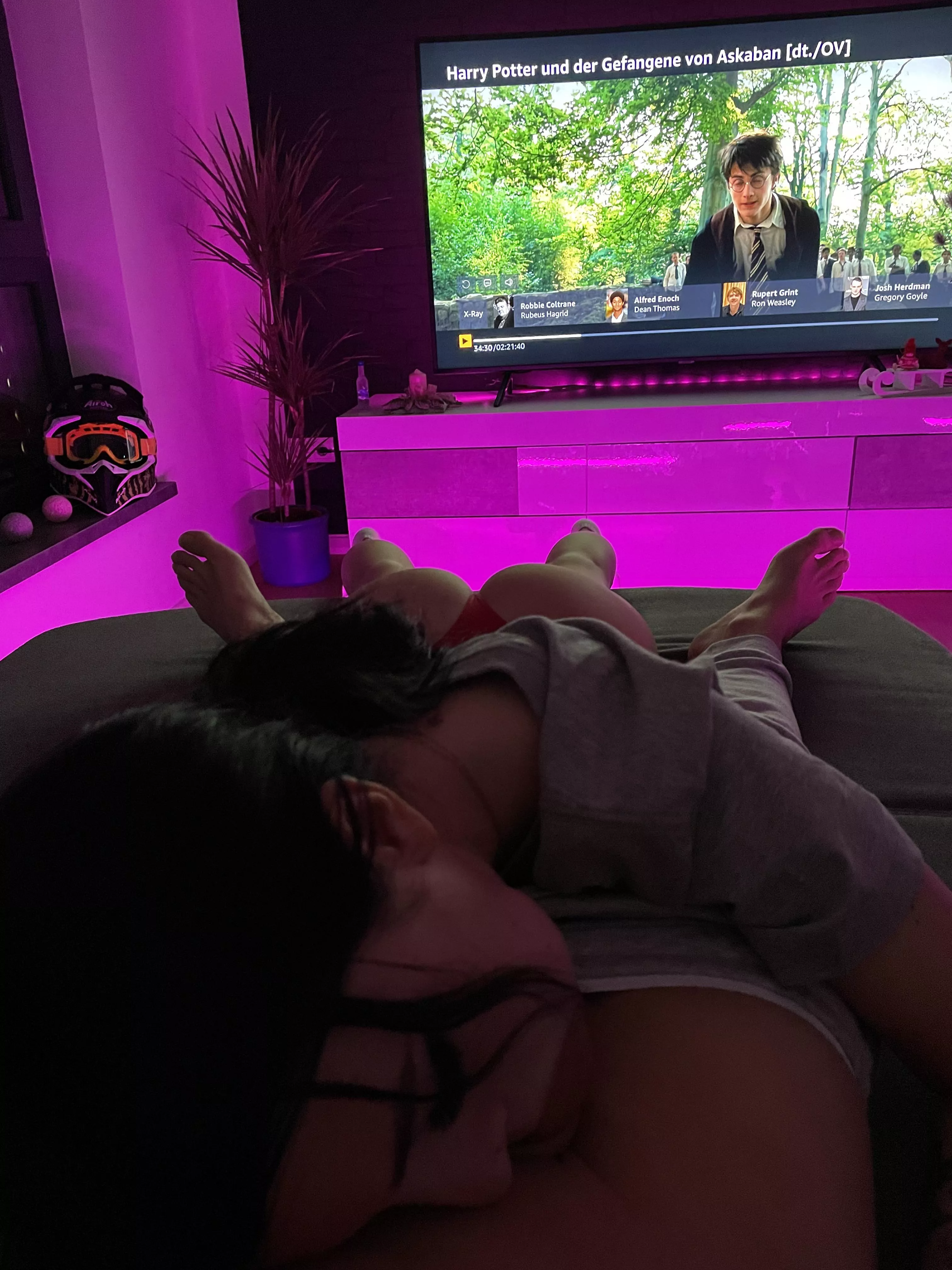 What’s there in my mouth 🥵