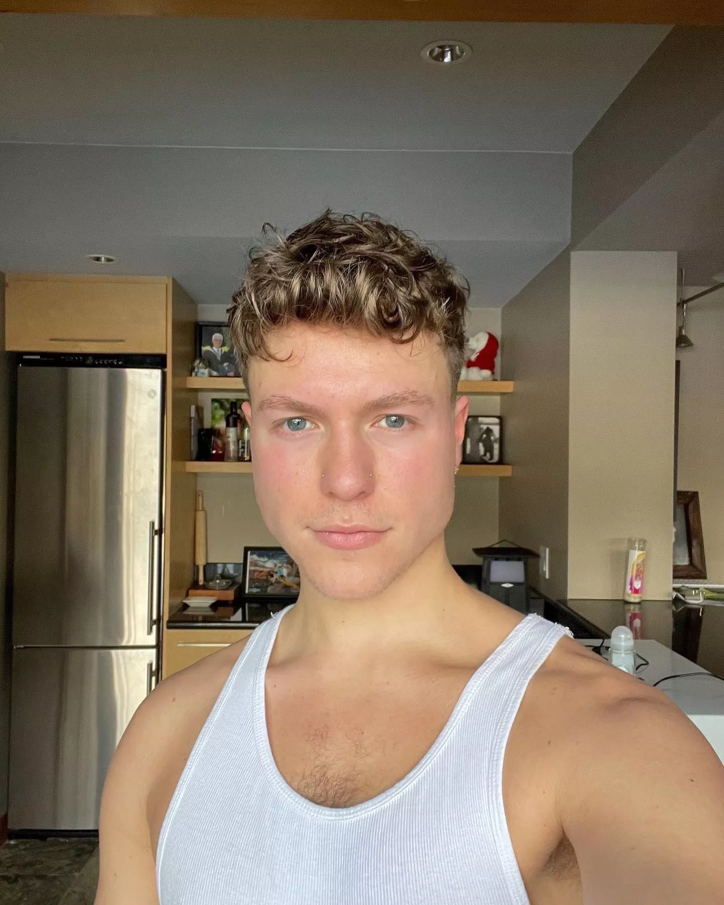 What’s up Reddit? Dms are open 😝