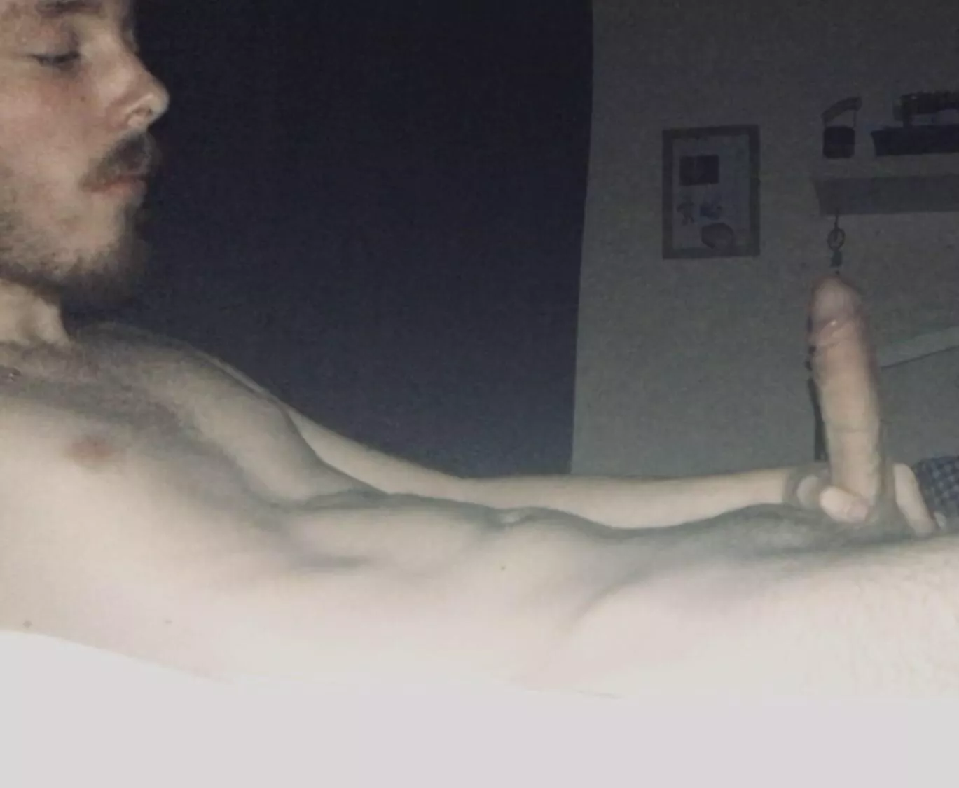 What’s your first move when you wake up next to me?