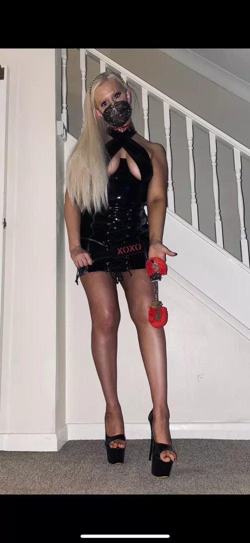 What’s your Monday plans? If the answer isn’t cuffed, spanked and completely helpless then don’t talk to me