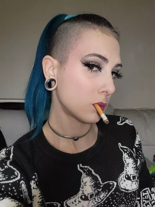 When I get all pretty and can't find my selfie stick. Ugh. Time for a smoke break 🚬😶‍🌫️