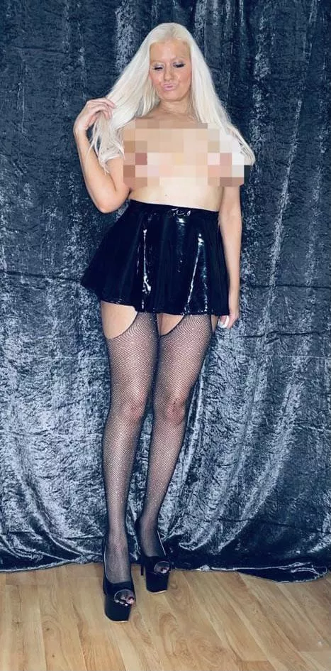 When my bull asks for a strip tease but you’re not invited, pixel tease for you then… When my bull asks for a strip tease but you’re not invited, pixel tease for you then…
