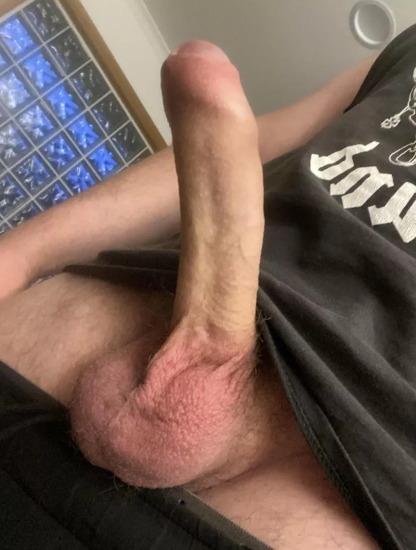 When you finish at the gym, but ready for one last exercise. (M) When you finish at the gym, but ready for one last exercise. (M)