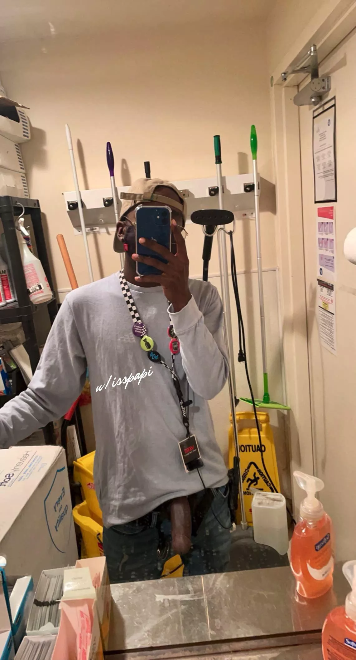 when you get horny at work 🤣