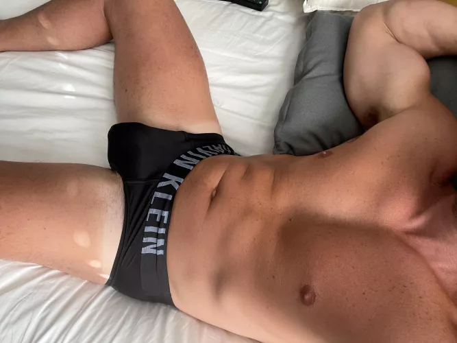 When you realize you’re a lot hornier that you expected. 💦🥵🍆 #straight #straightmen #cum #cumshot #hugedick #hugecumshot #hotgayporn #hotcollegeguy #muscle #men #gay #solo #facial #fratguy [36] [m]