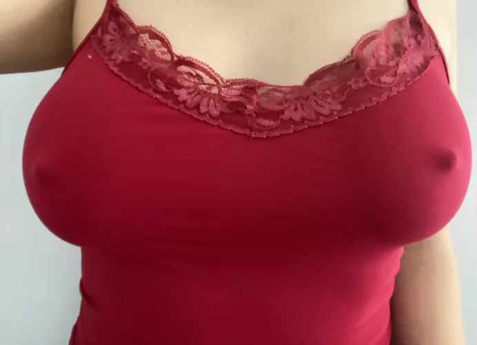 When you’re home alone, bored in work meeting, take some pics of yourself