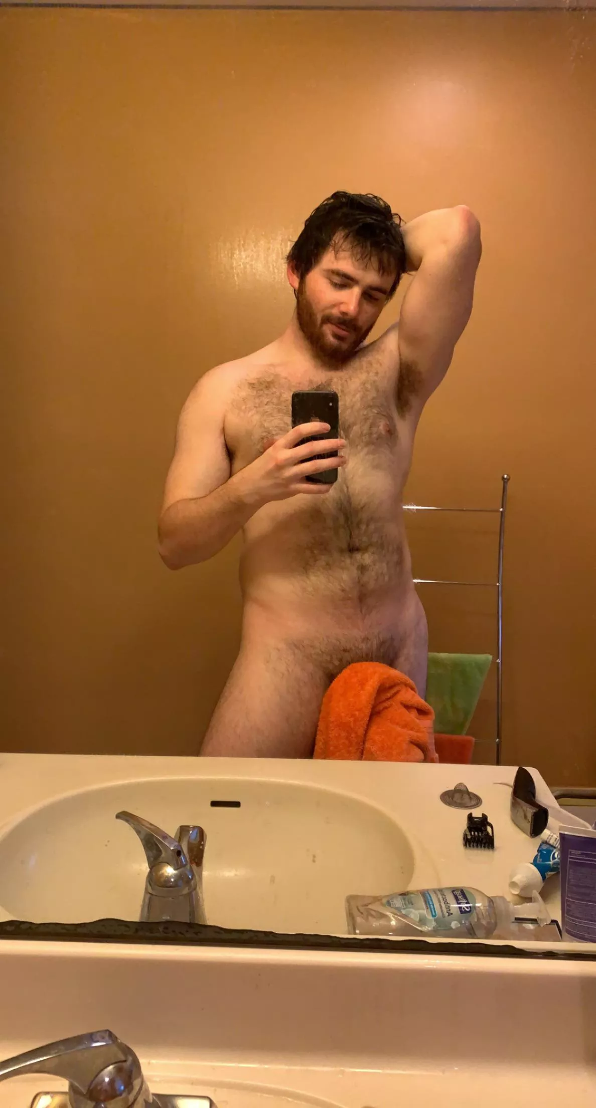 where my bottom bois at ?? where my bottom bois at ??