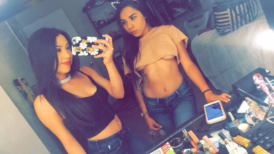 Which hoe would you cum on and which hoe would you cum in? 🤔