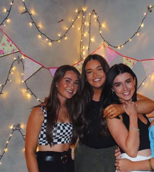 Which Irish brunette?