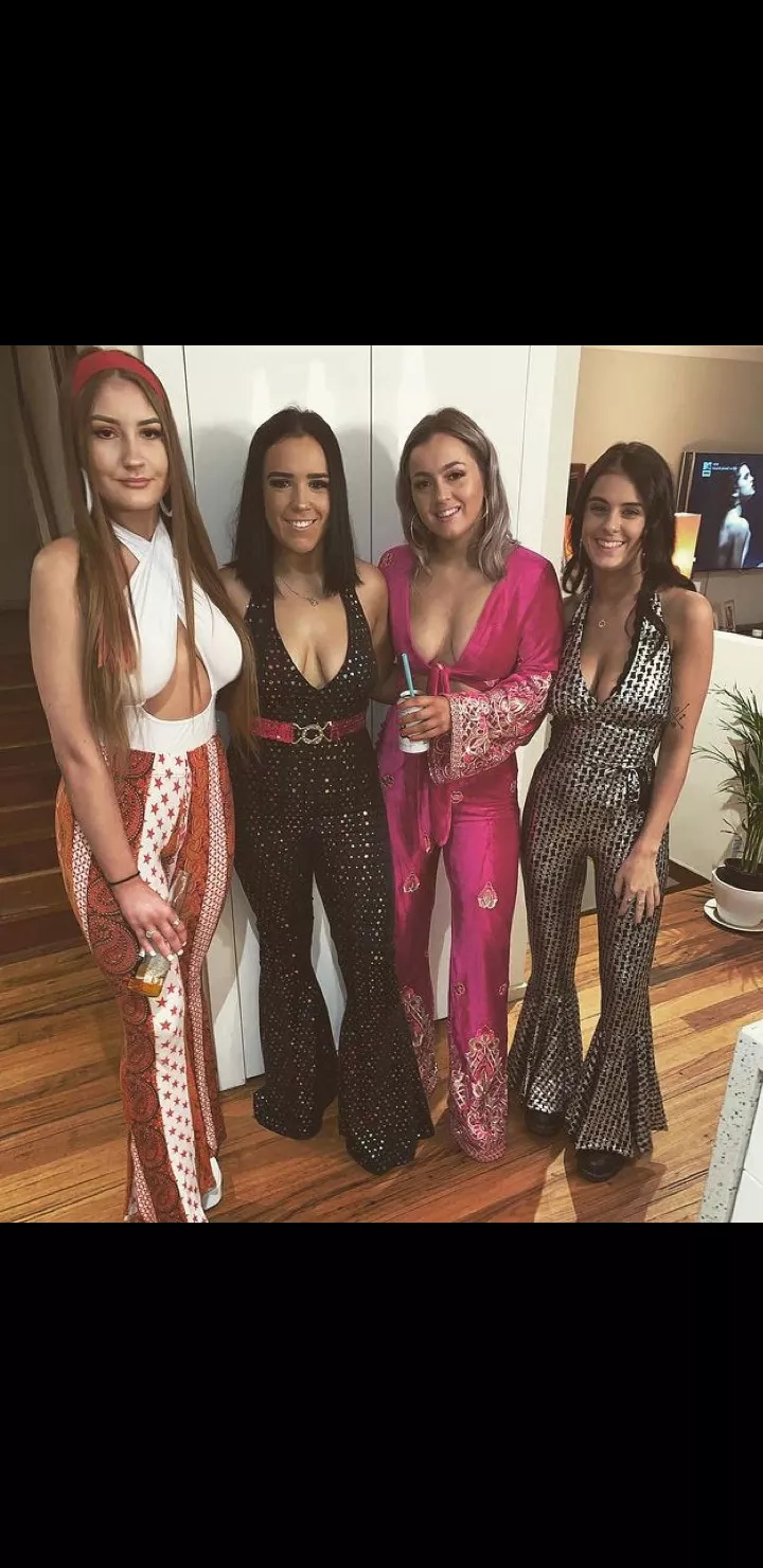 Which of theres for are you picking (and y) Which of theres for are you picking (and y)