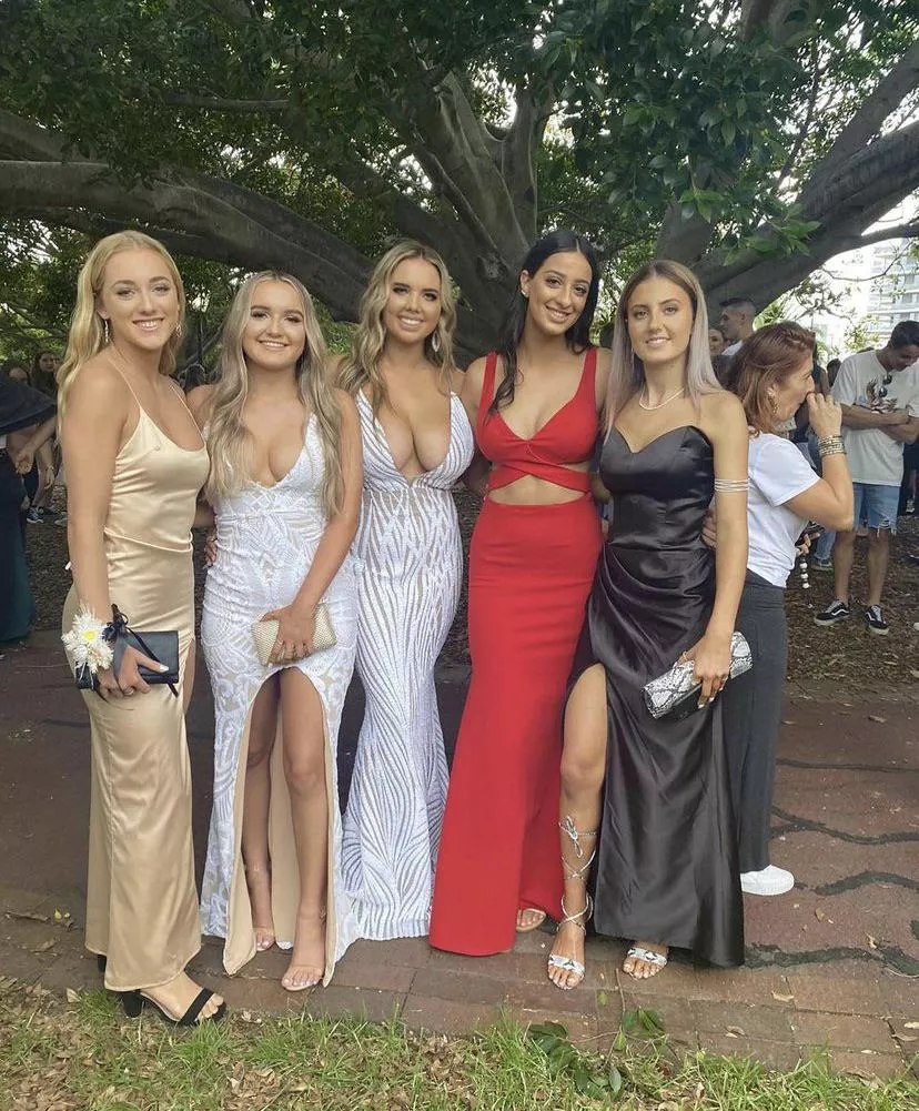 Which one are you breeding ? (Left to right) Which one are you breeding ? (Left to right)