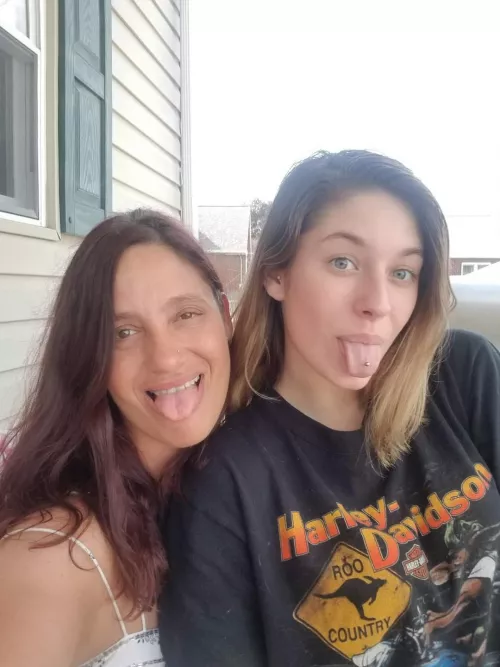Which one gets the load? Mom or daughter