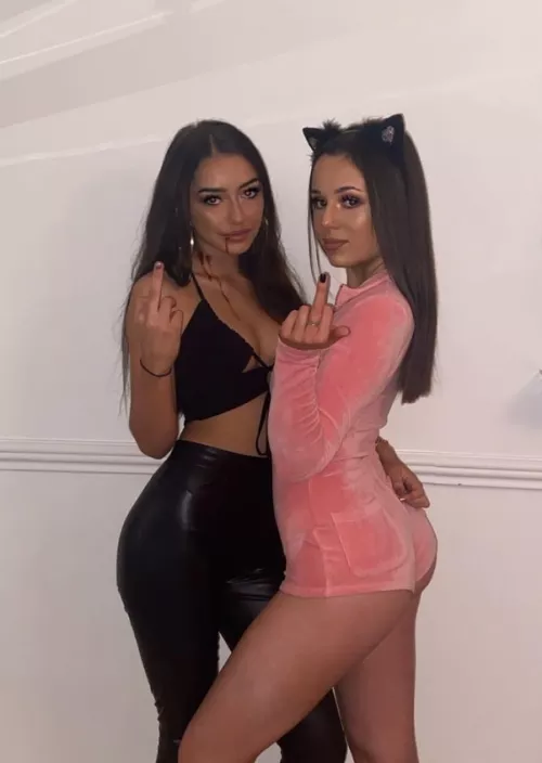 Which one is getting the finger