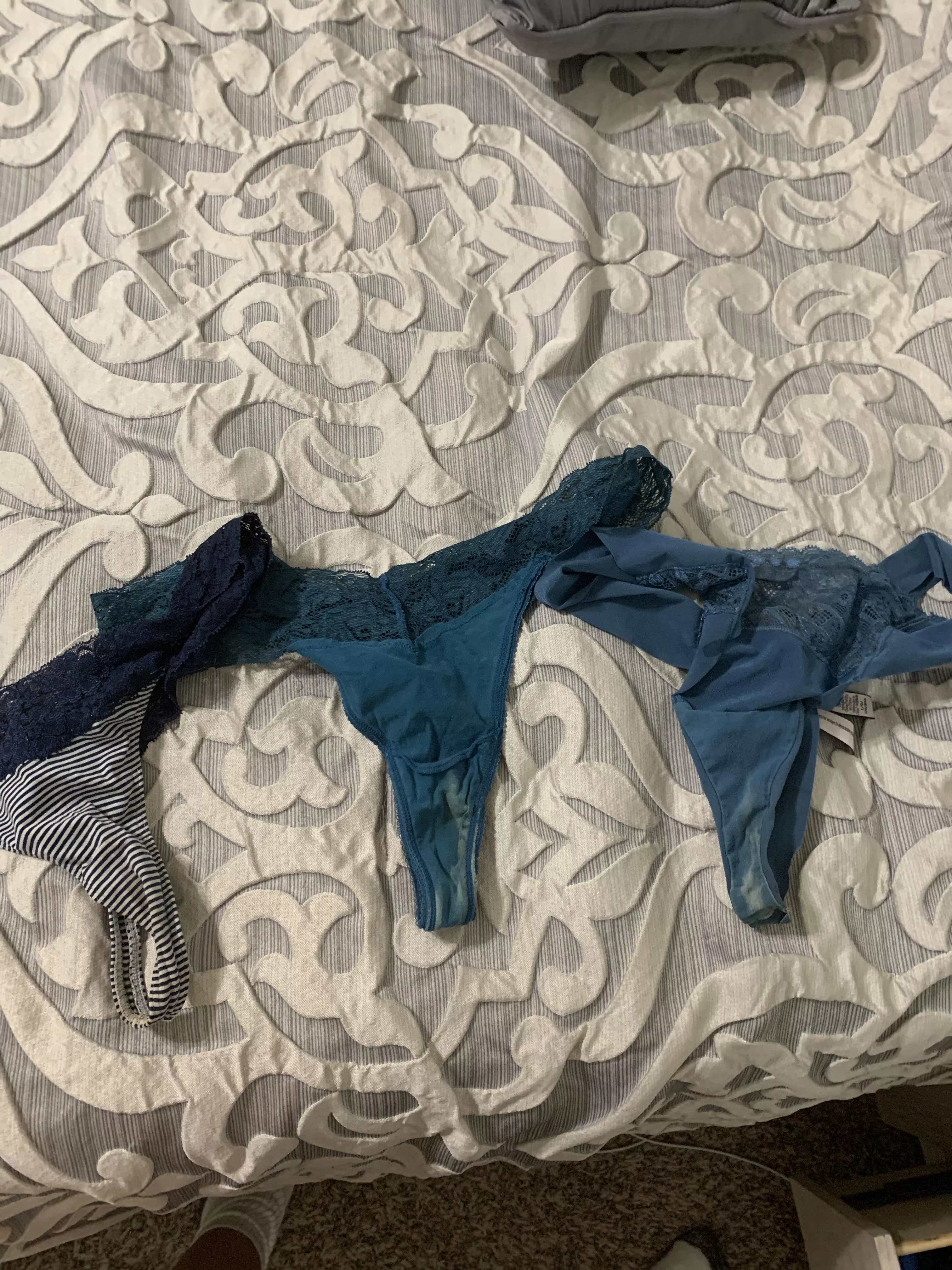 Which pair should I wear while I play? Which pair should I wear while I play?