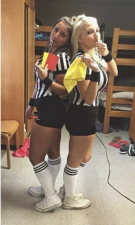 Which slutty ref would you take 😋