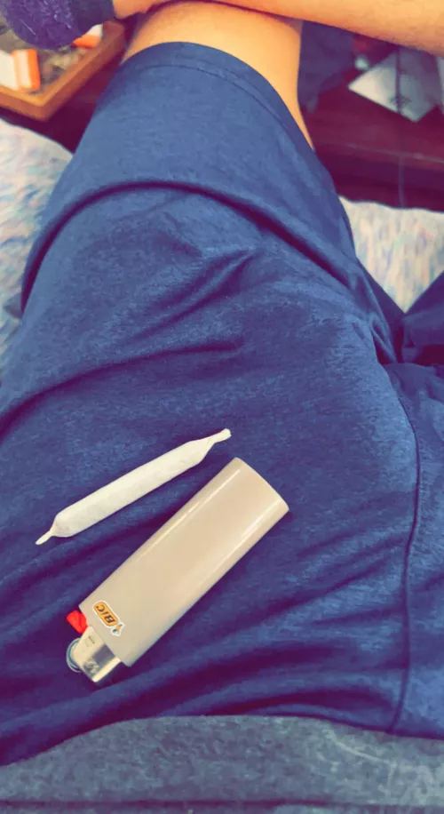 Which would you prefer to smoke? 😈