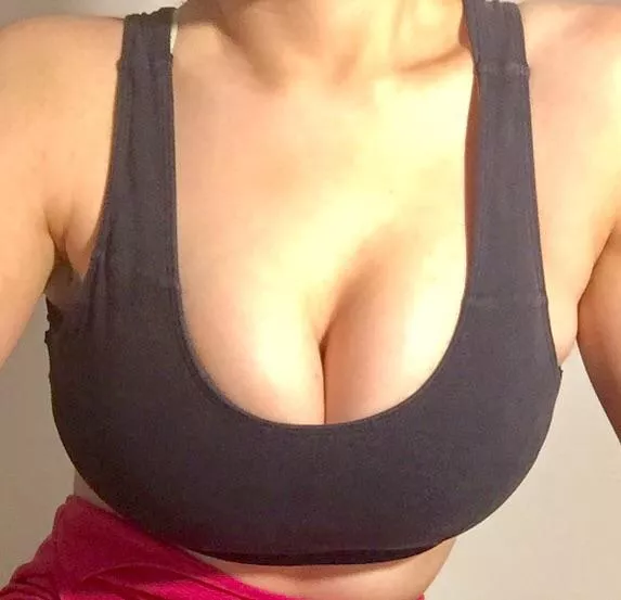 Who admits they’re stroking their cock right now?