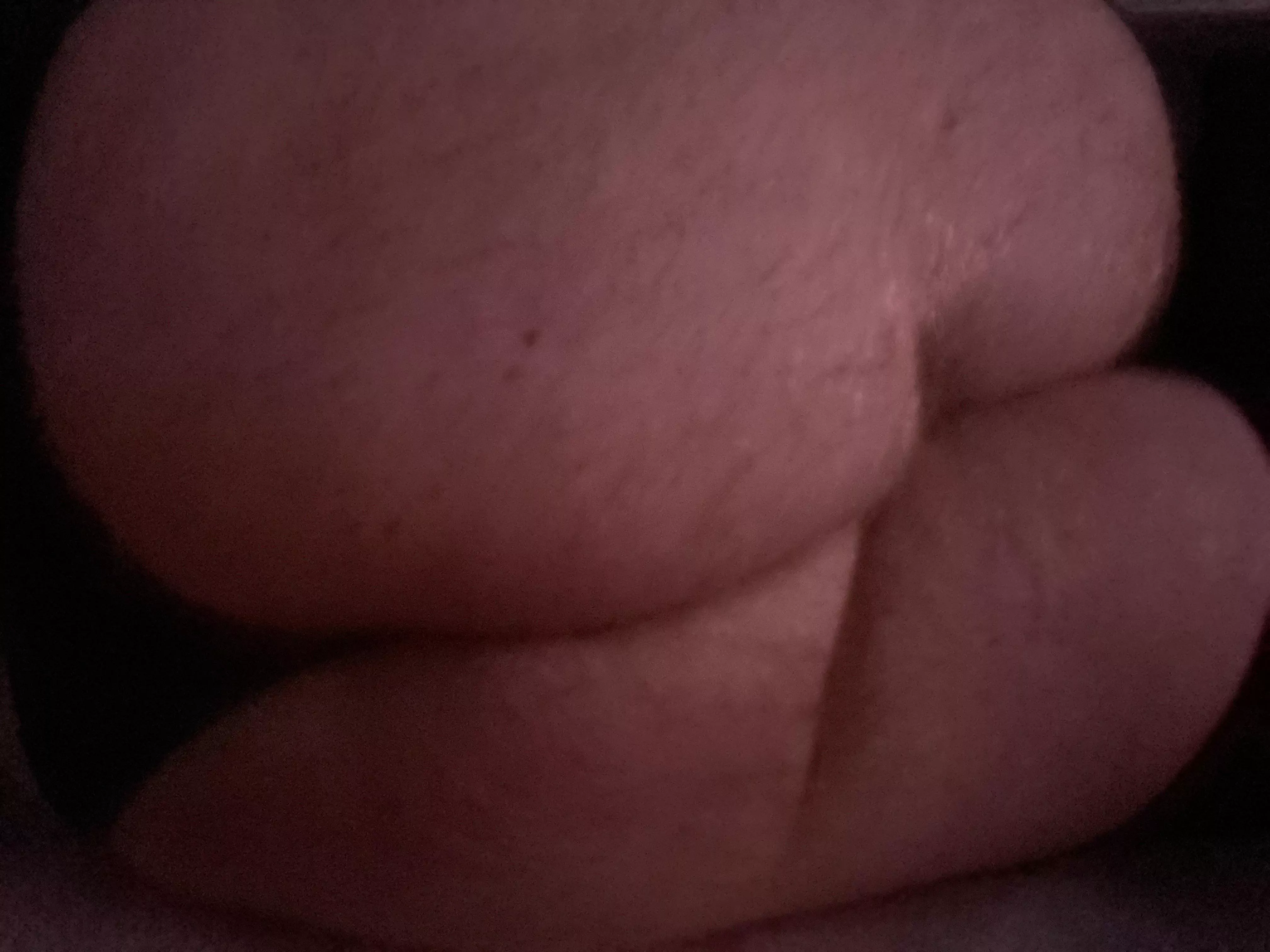 Who can fuck my ass