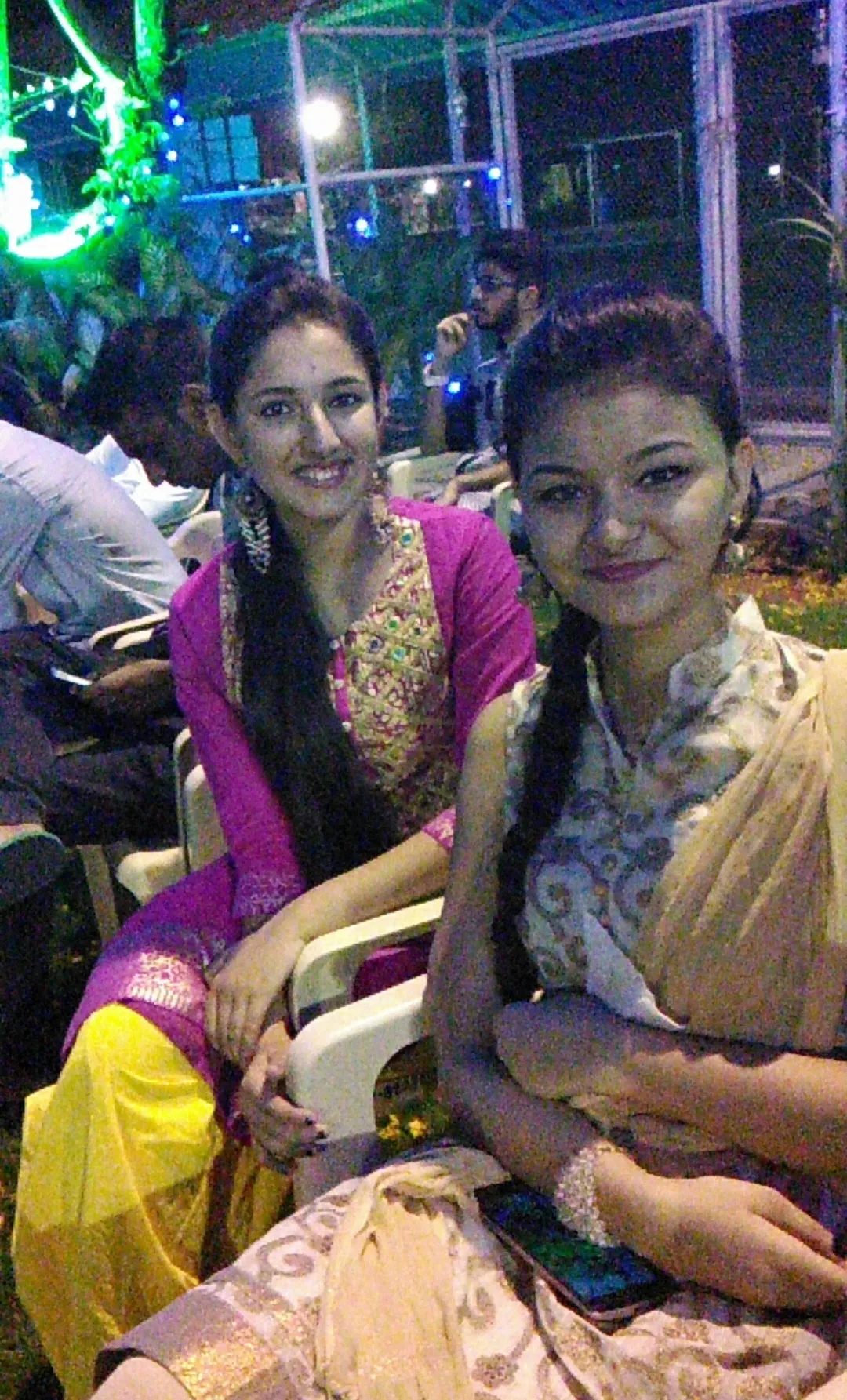 Who do you think sucks better?