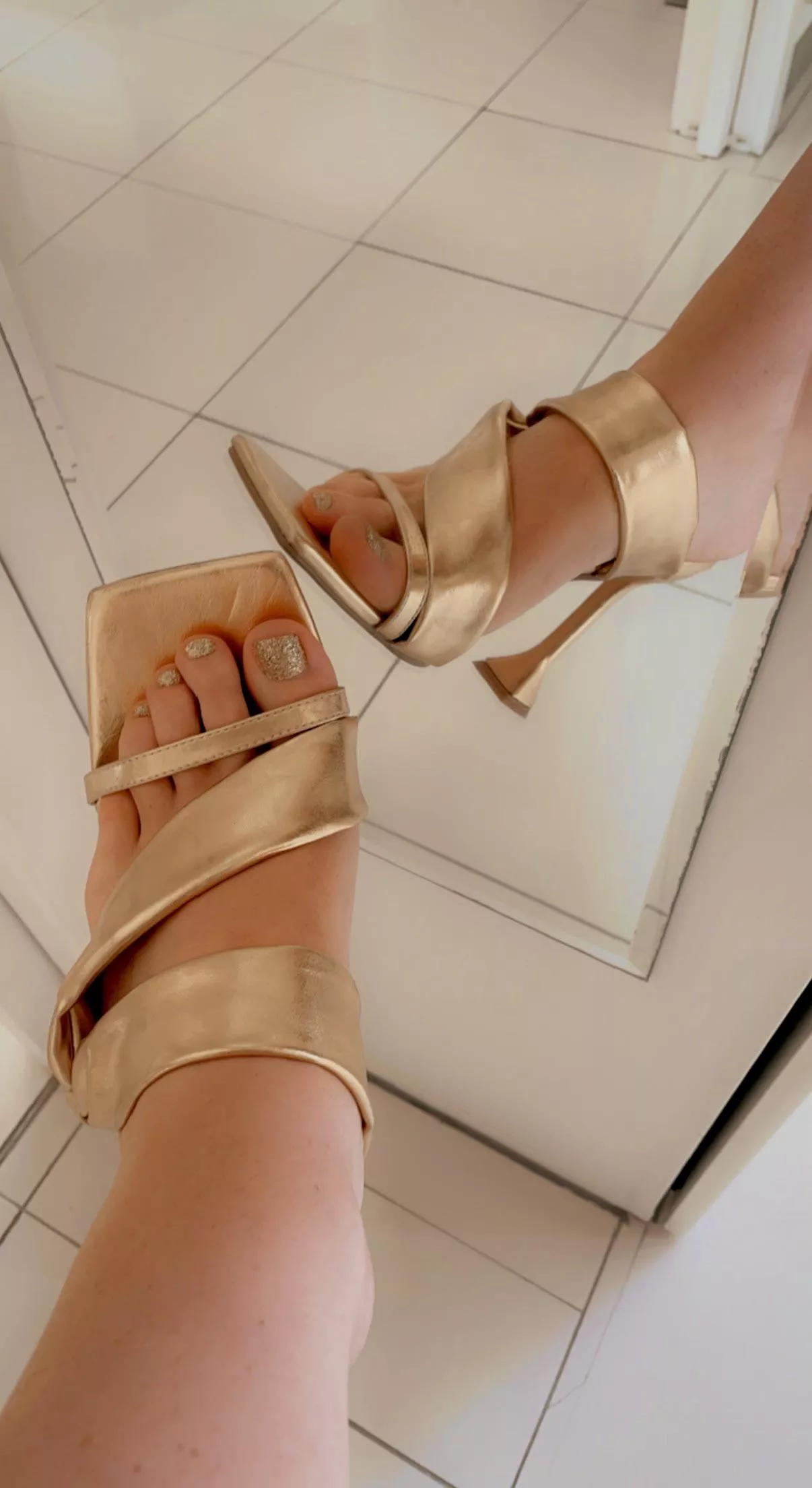 Who doesn’t love open toe heels ?