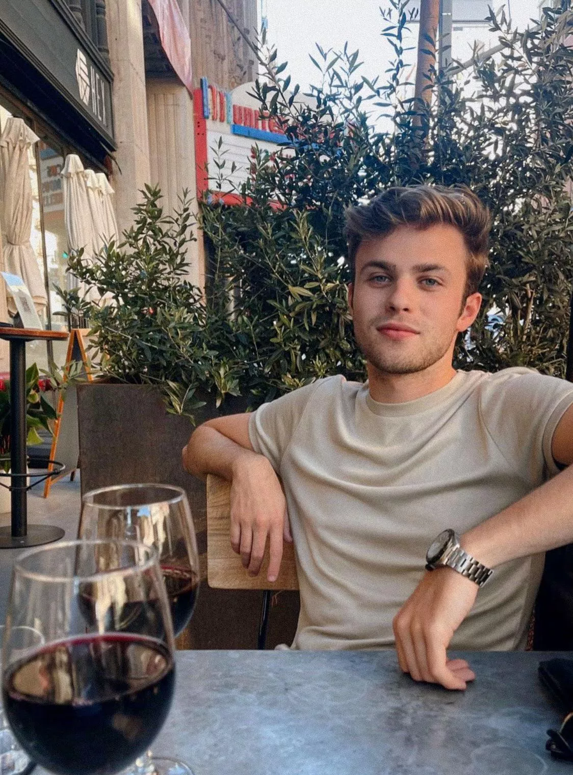 who else is a sucker for a good red wine π·π who else is a sucker for a good red wine π·π