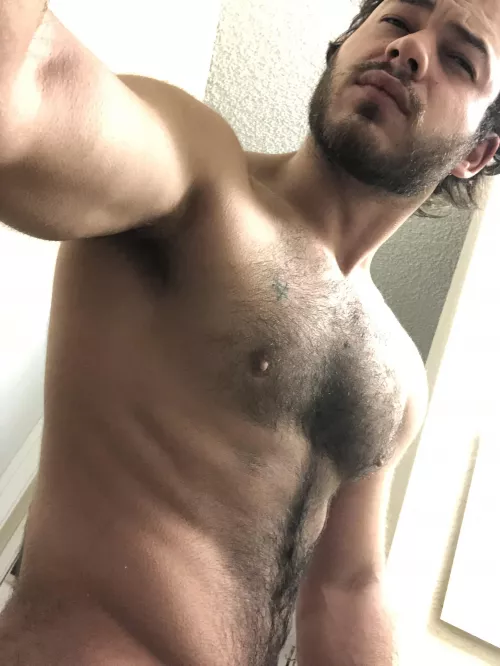 Who else likes to smoke and lift?