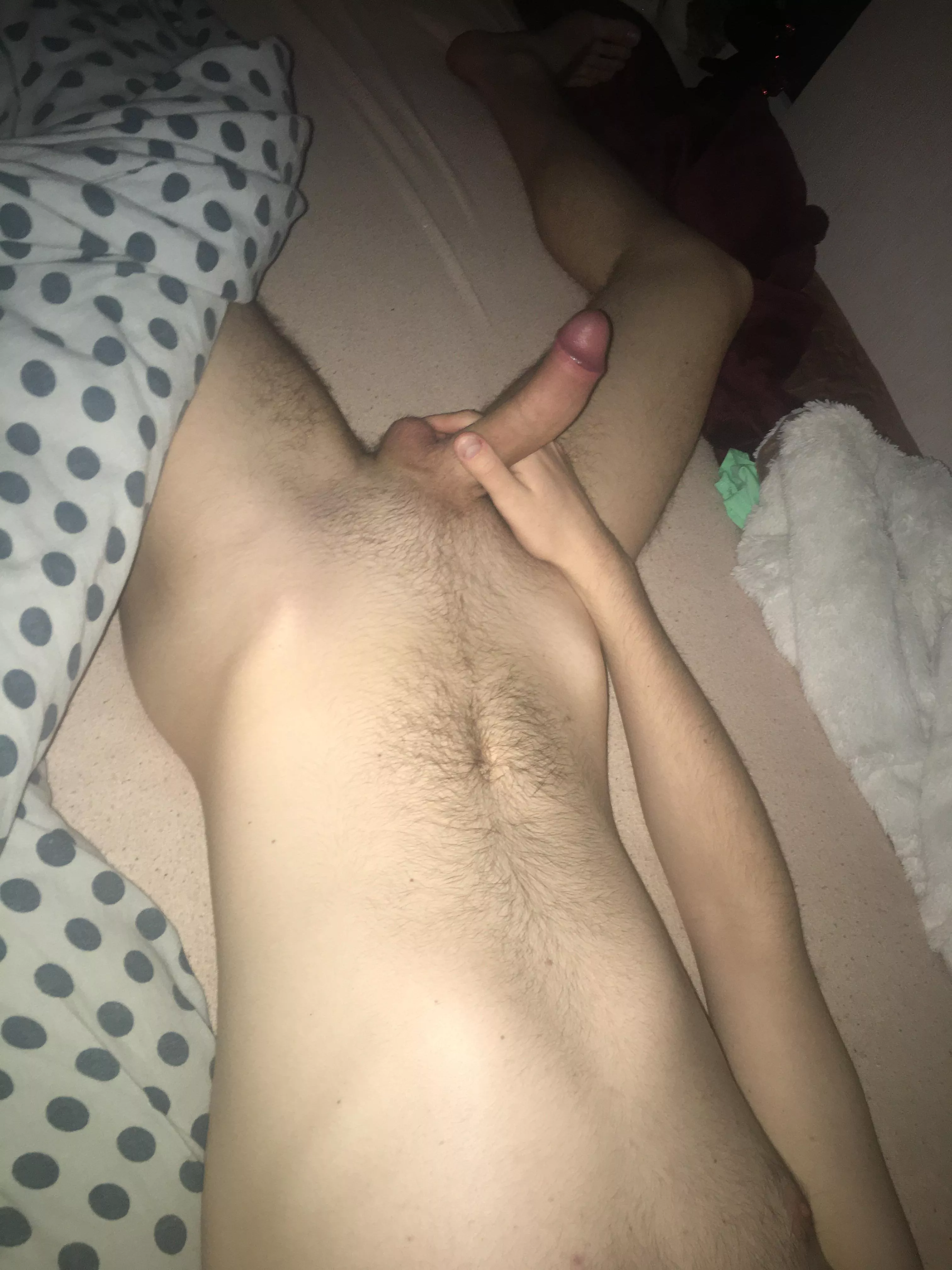 Who else loves to sleep naked?