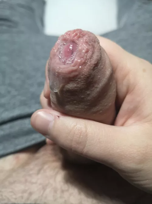 Who enjoys that precum drip??