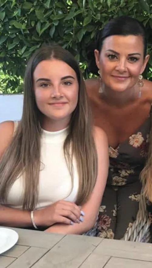 Who kisses you in the lips and who takes your cock in her mouth? (Can be same)