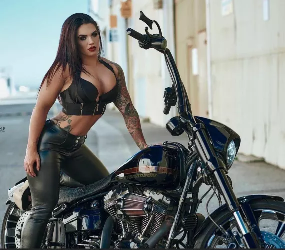 Who know who is that girl?