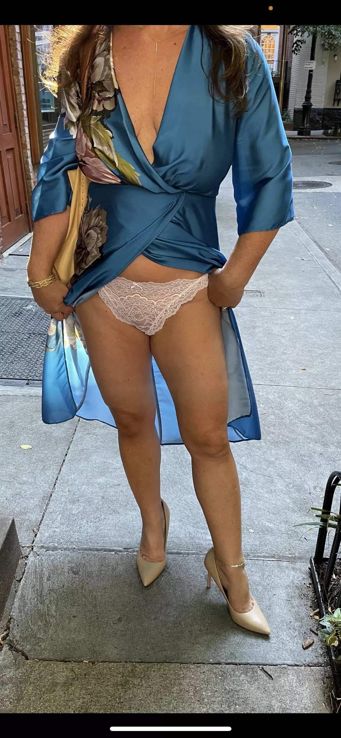 who likes lace panties and heels?