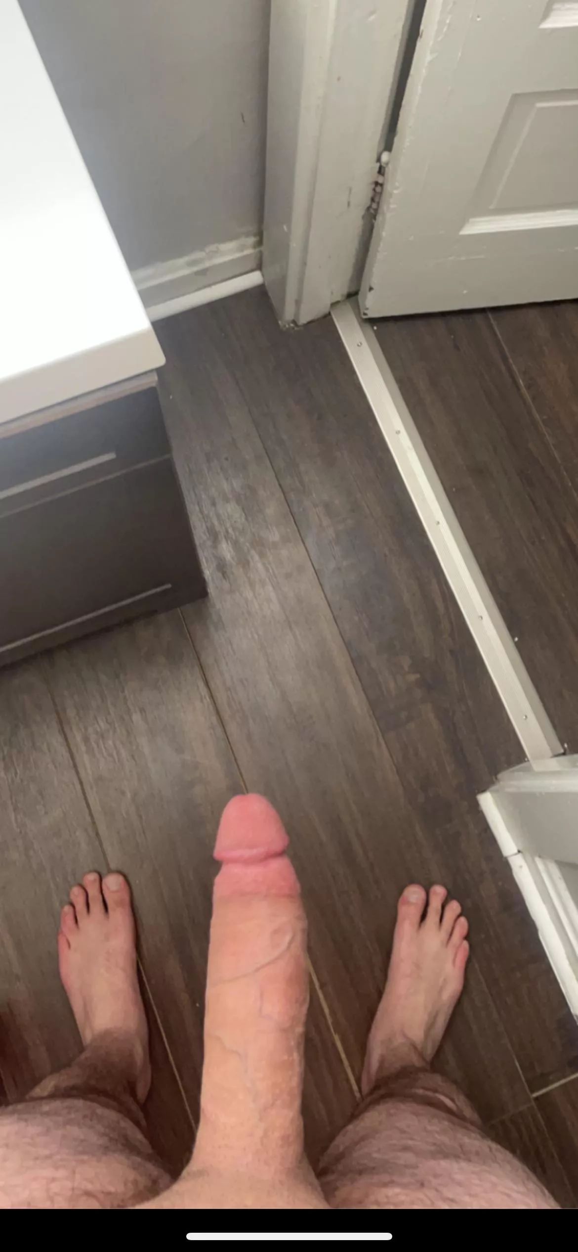 who likes my pretty size 13’s😌