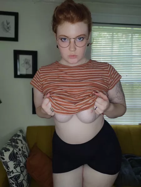 Who likes redheads 😜