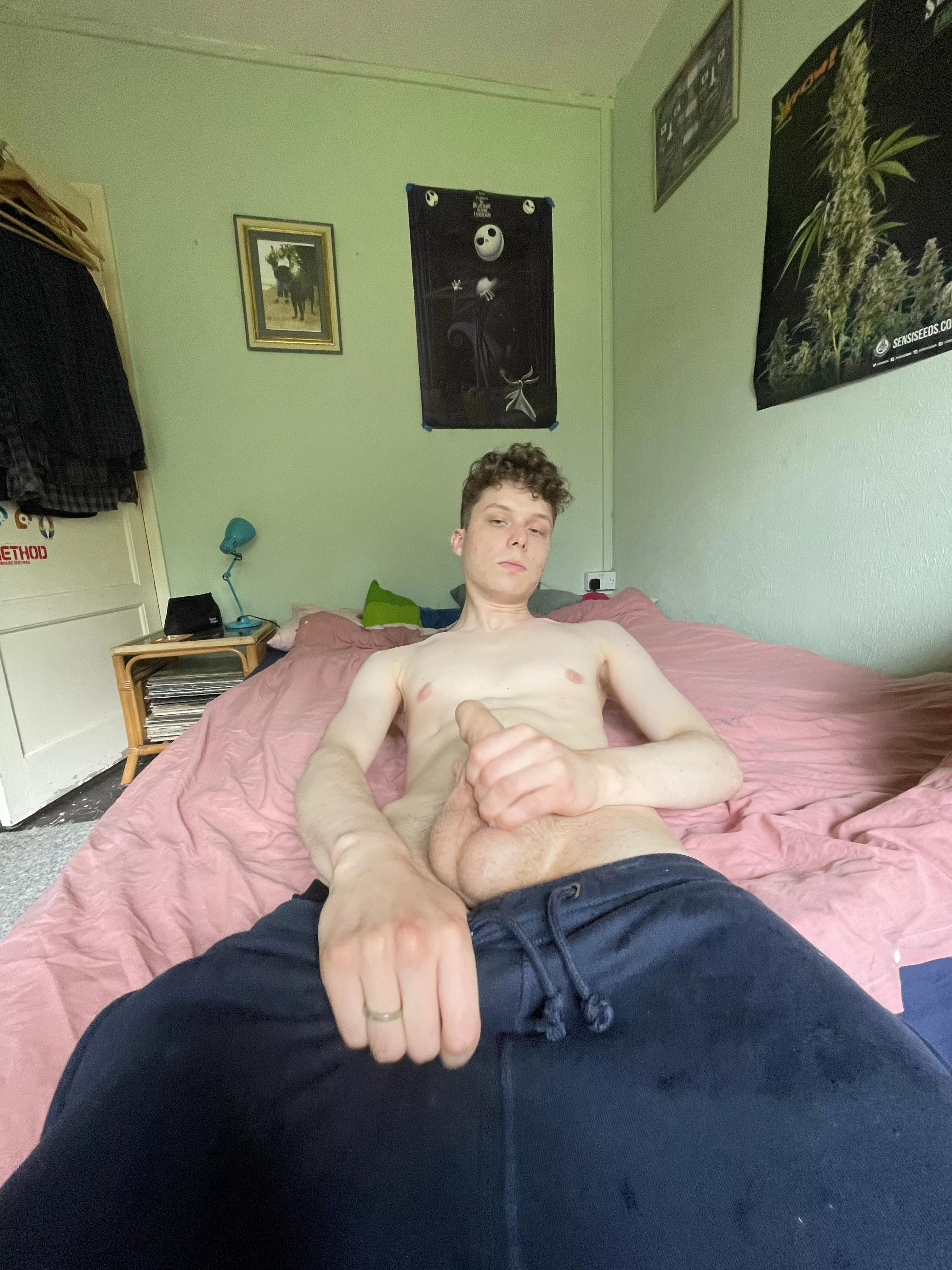 Who likes the navy trackies? 😉