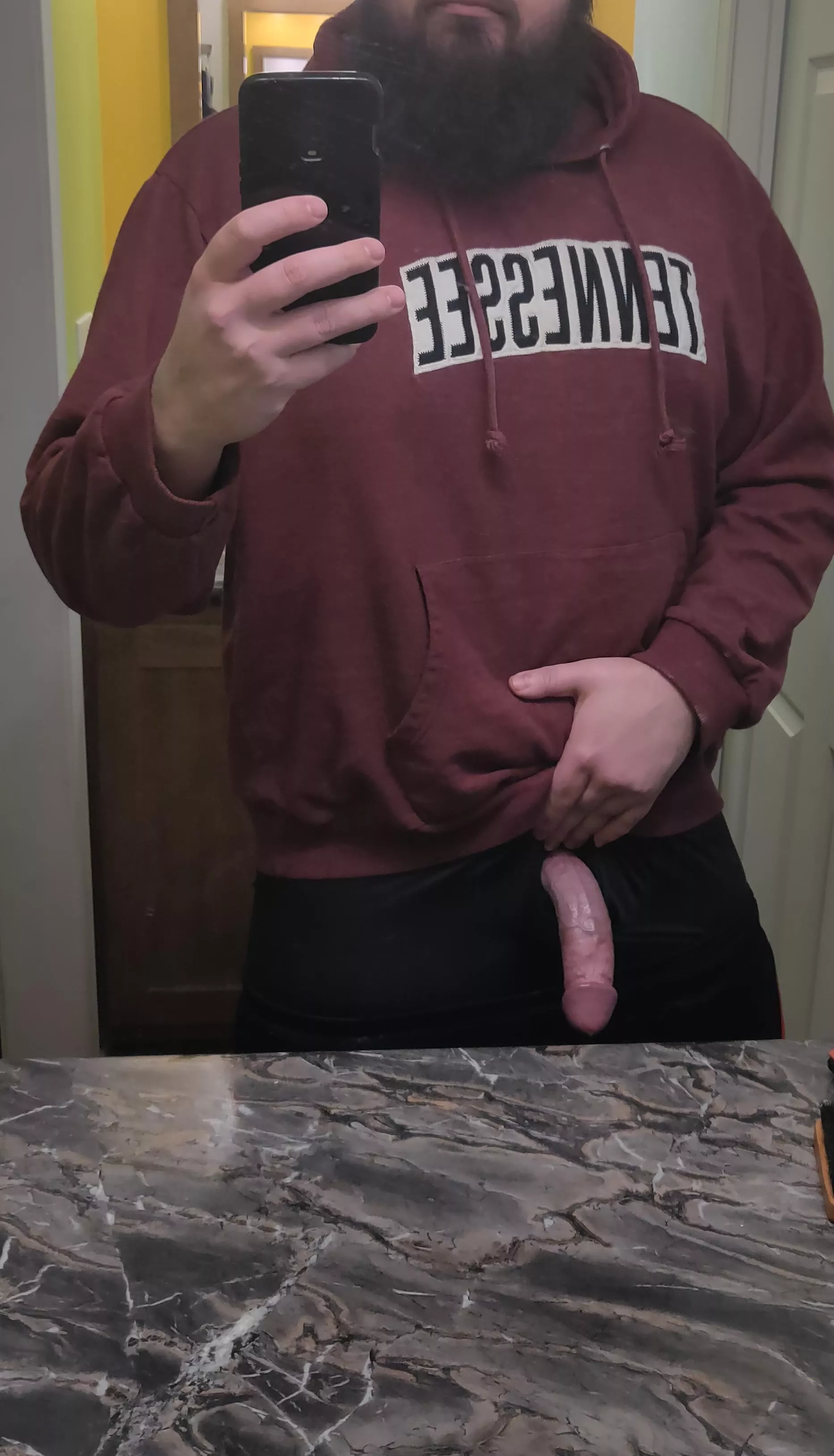 Who needs a pounding this vday?