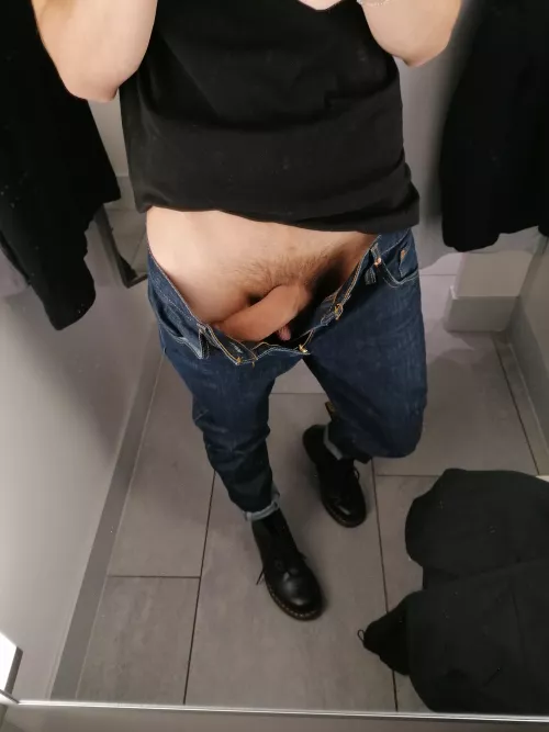 who needs underwear anyway?