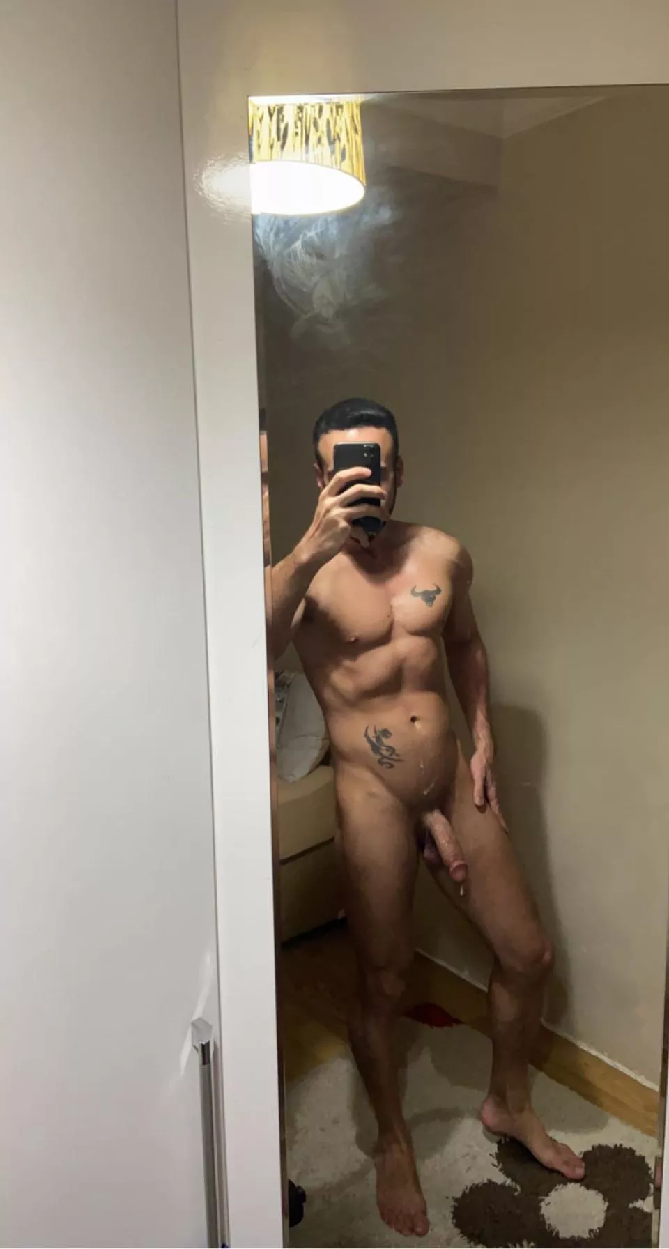 Who wanna come closer😈