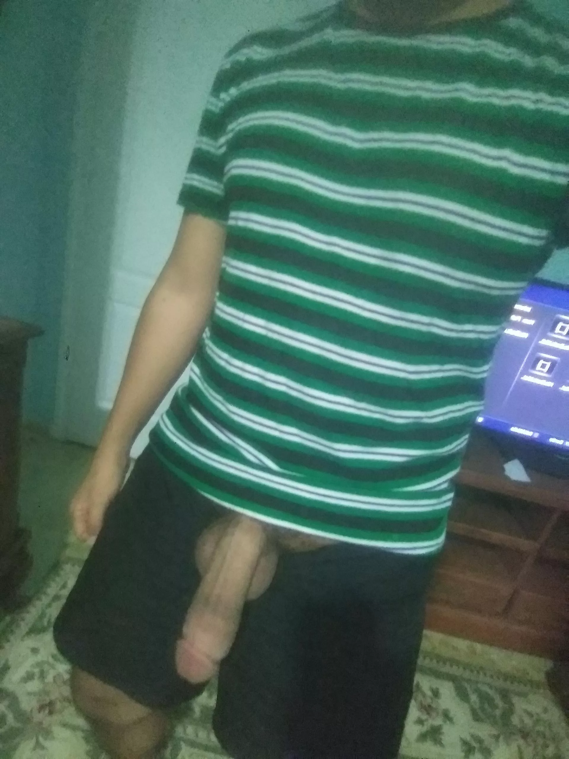 Who wanna compare 🍆💦💪