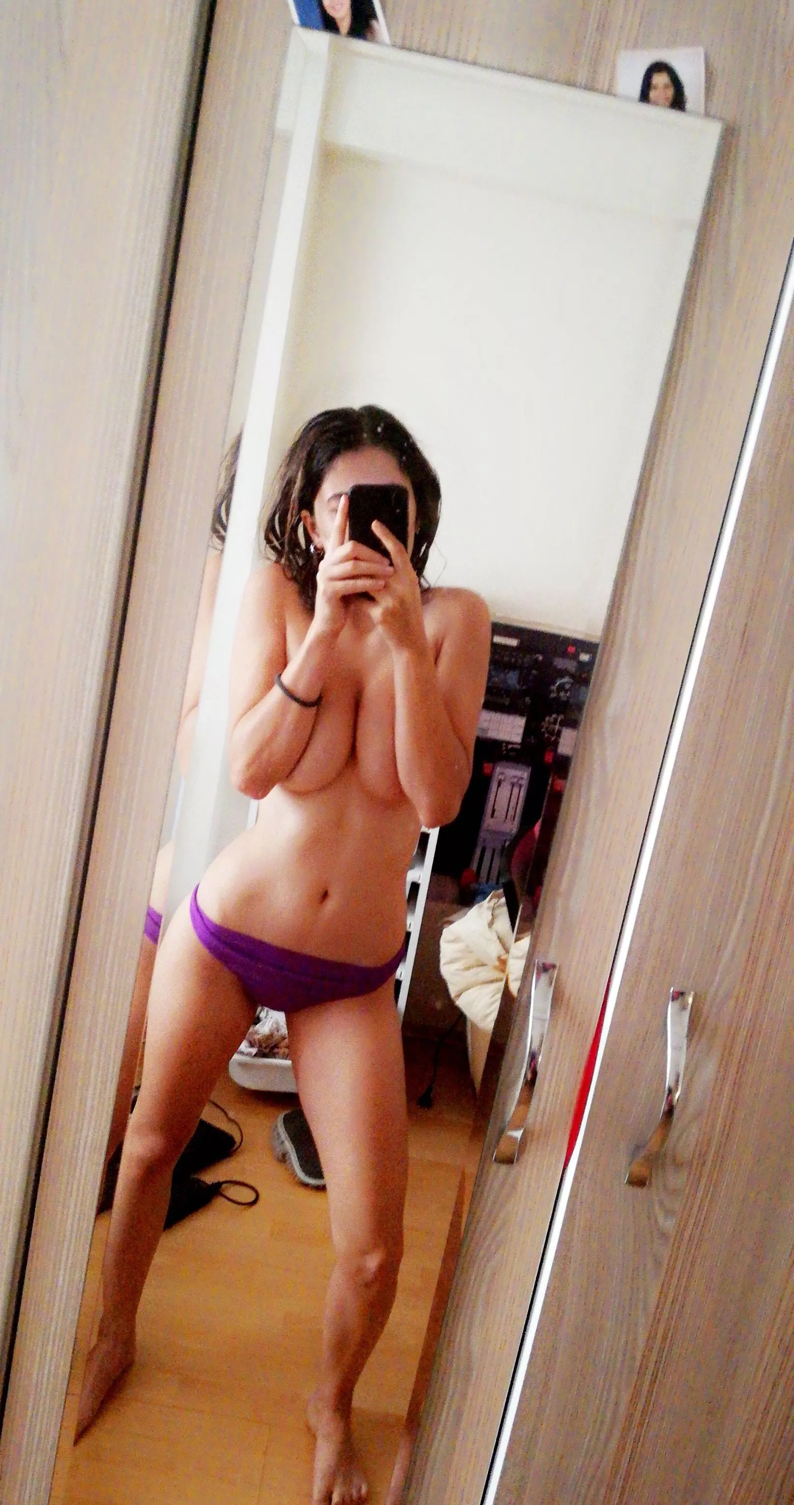 Who wanna see my 18yo pussy on my free only fans? Barely legal… https://onlyfans.com/Wholesomebitch