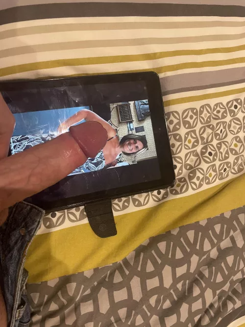 Who want a tribute to your mum in her pants