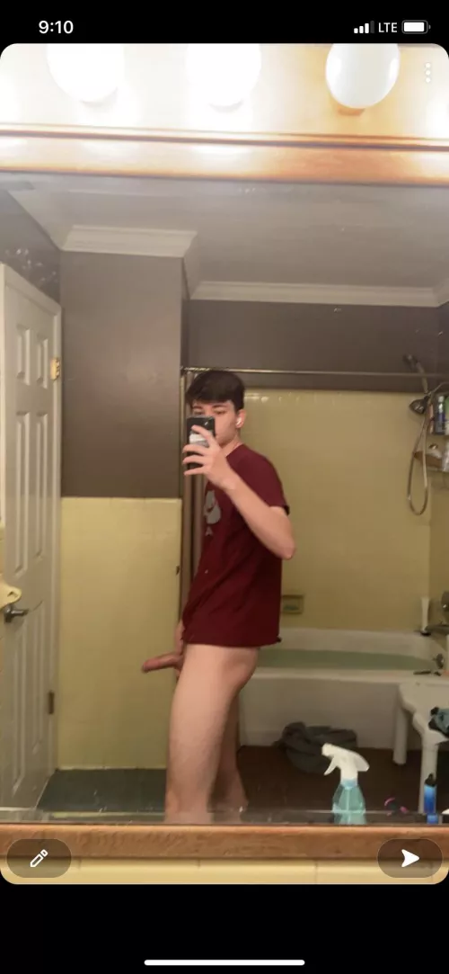 Who wants a special Xmas gift? [M19]