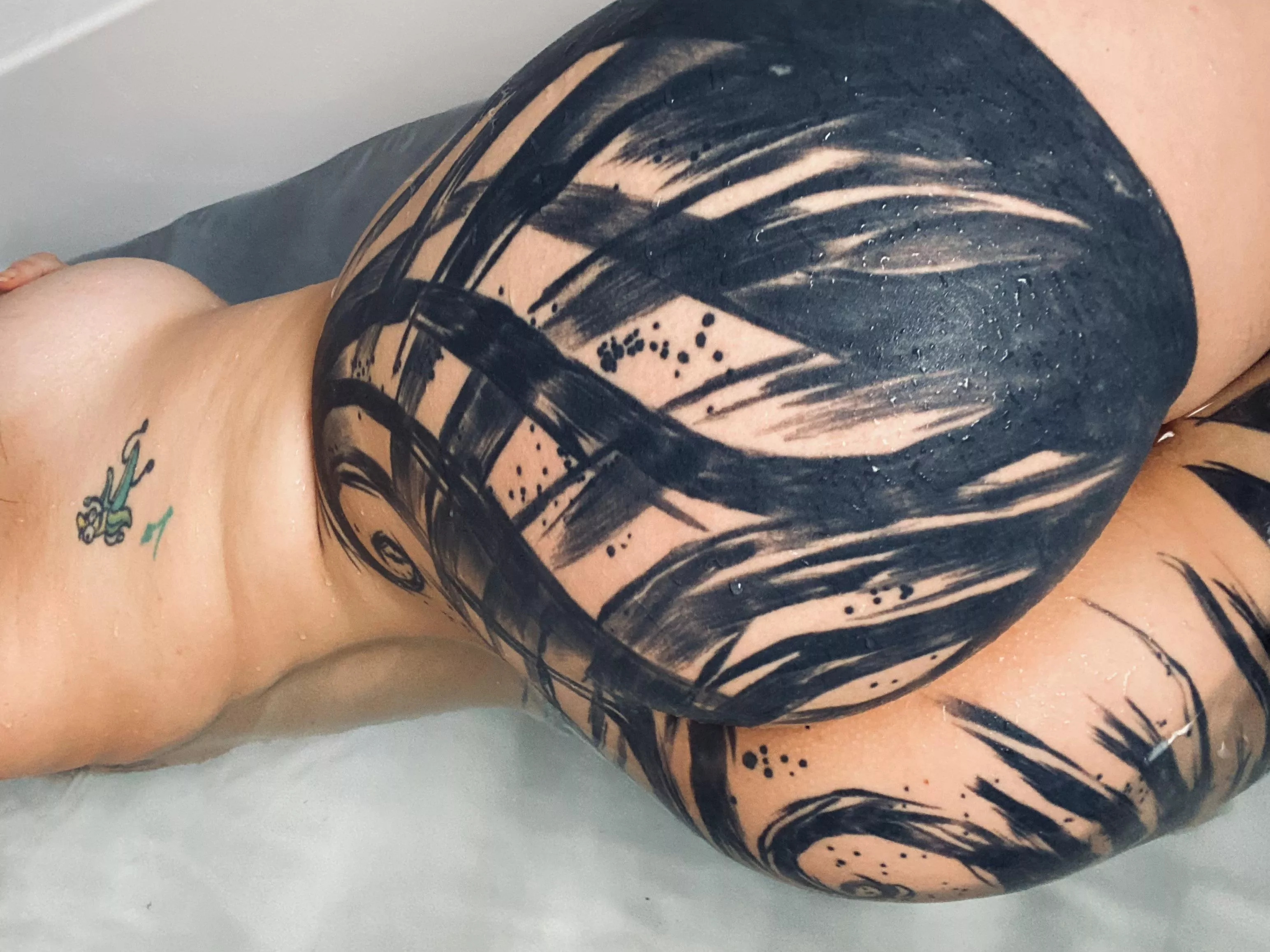 🧜🏻‍♀️✨💦 who wants a taste?