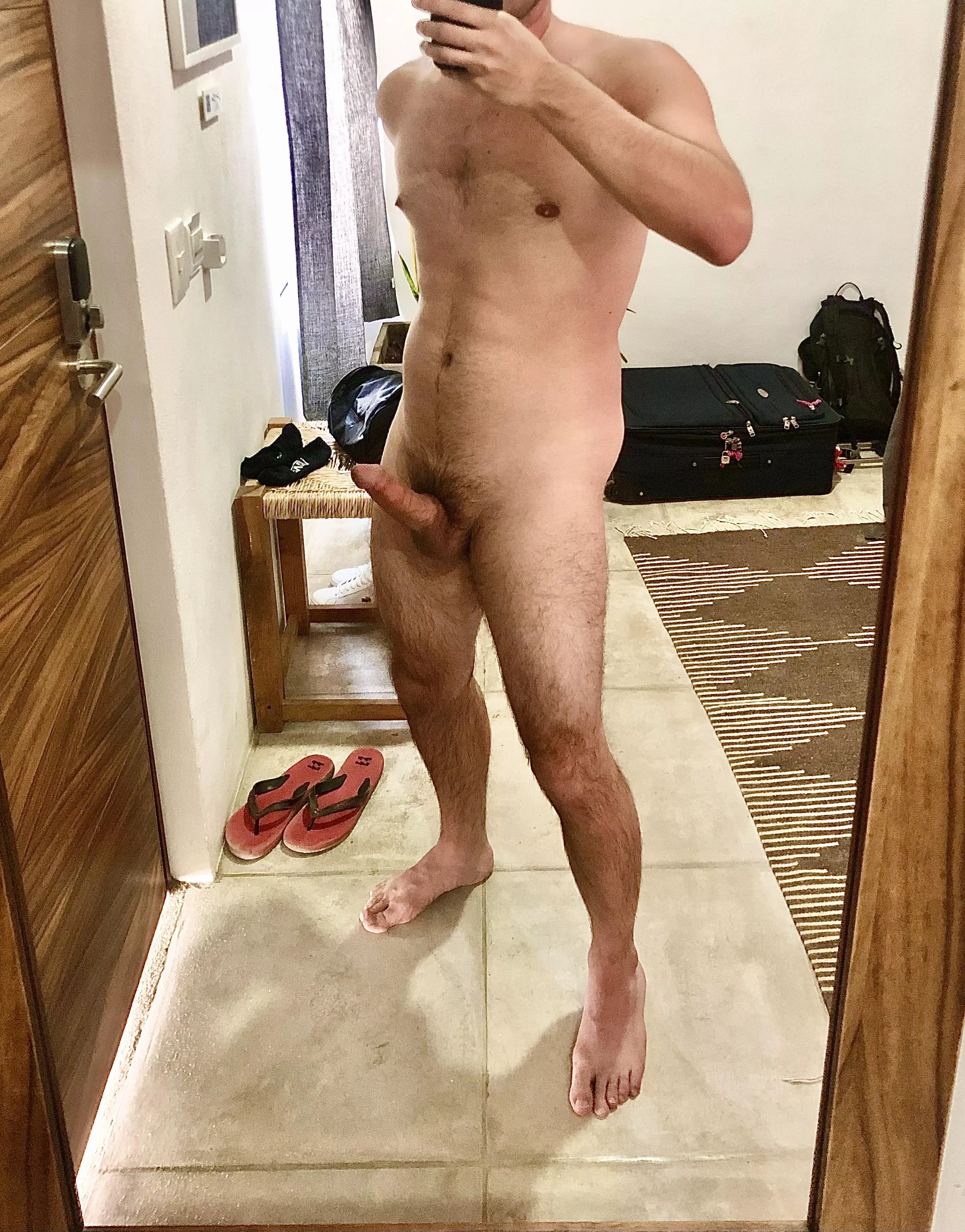 Who wants come and game with me naked ?