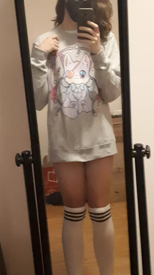 Who wants cuddles 👉🏻👈🏻