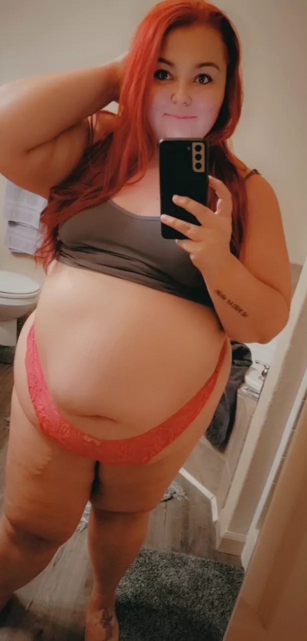 Who wants to chat since my husband is ignoring me?