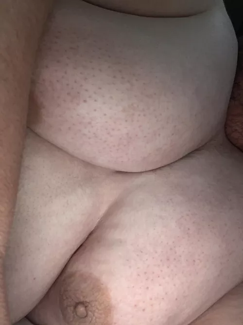 Who wants to come make me feel special? (M 21)