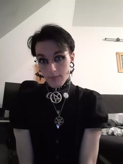 Who wants to do some witchcraft together?